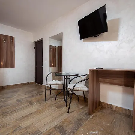 La Dudu Πανσιόν 4*